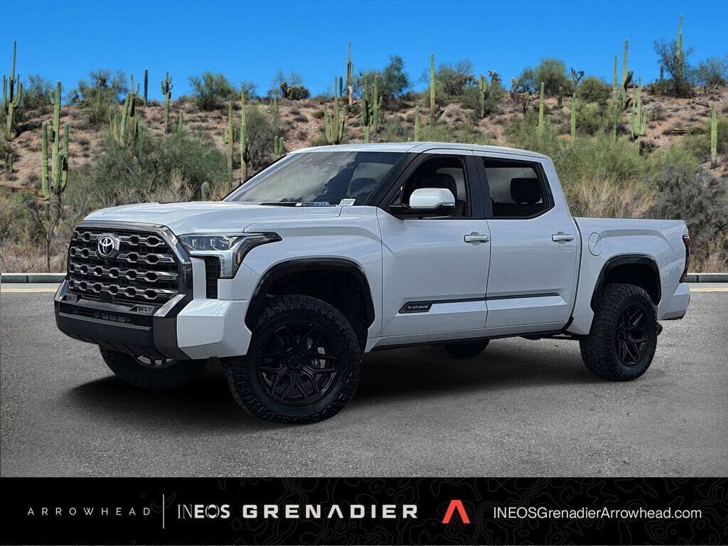 2024 TOYOTA Tundra
