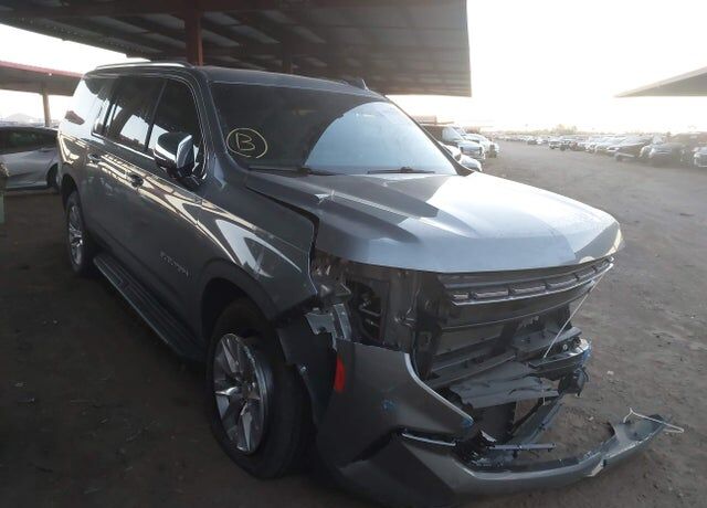 2023 CHEVROLET Suburban