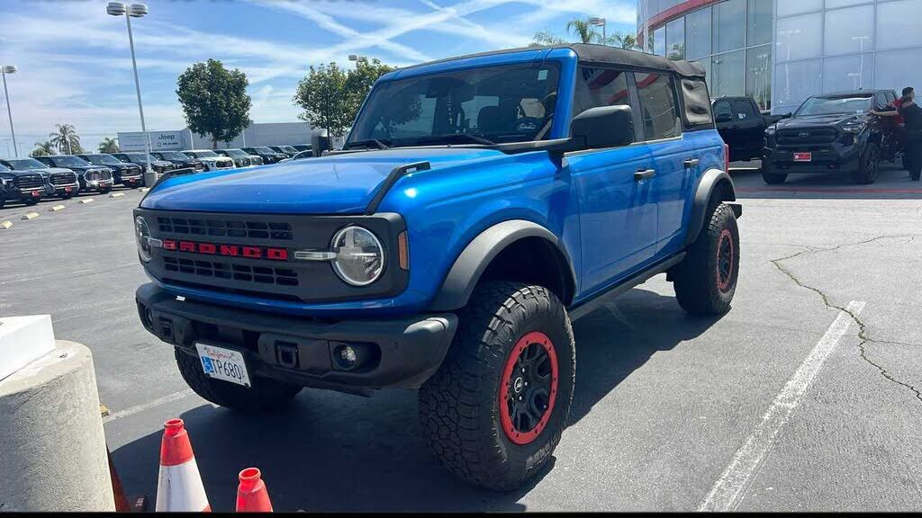 2023 FORD Bronco