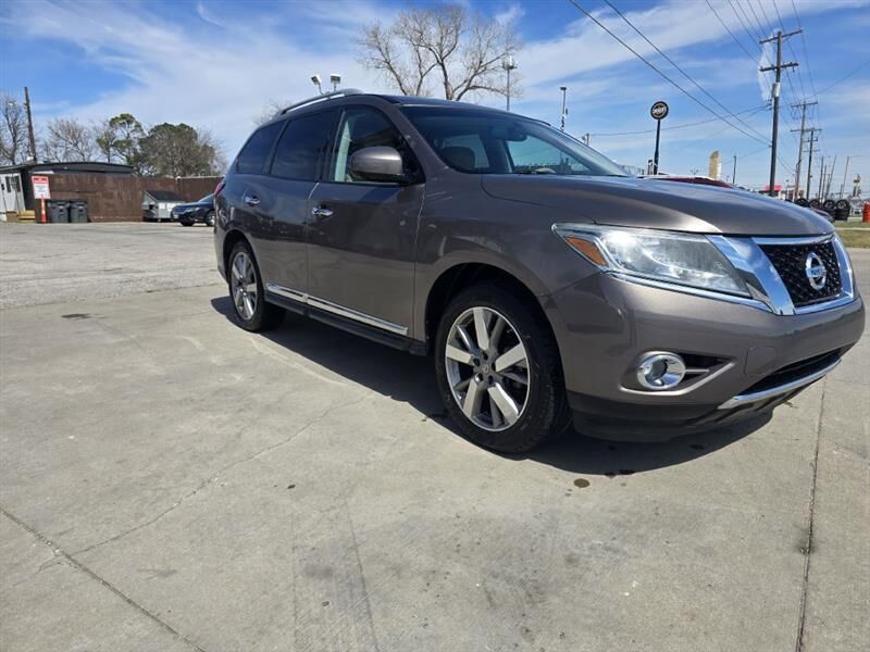 2014 NISSAN Pathfinder