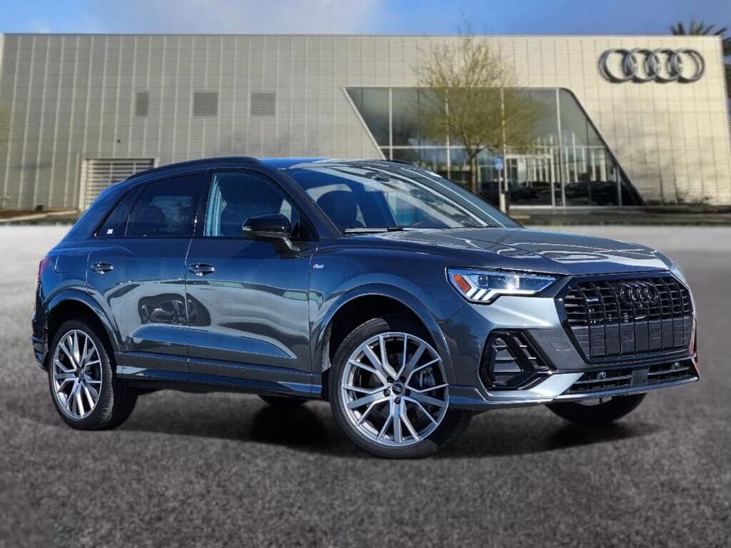 2025 AUDI Q3