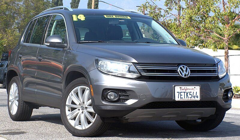 2014 VOLKSWAGEN Tiguan