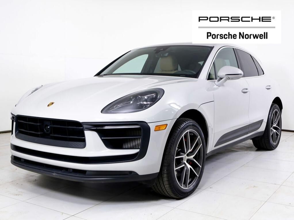 2023 PORSCHE Macan