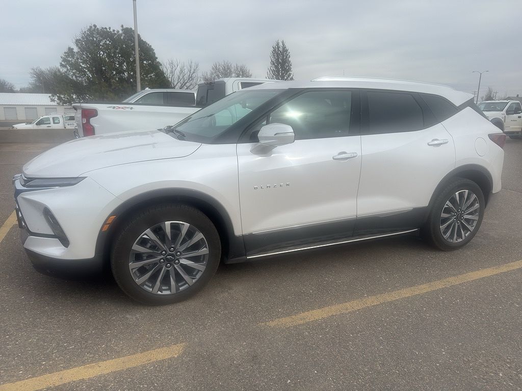 2025 CHEVROLET Blazer