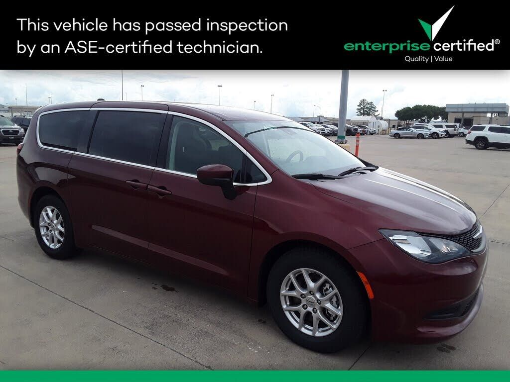 2023 CHRYSLER Voyager