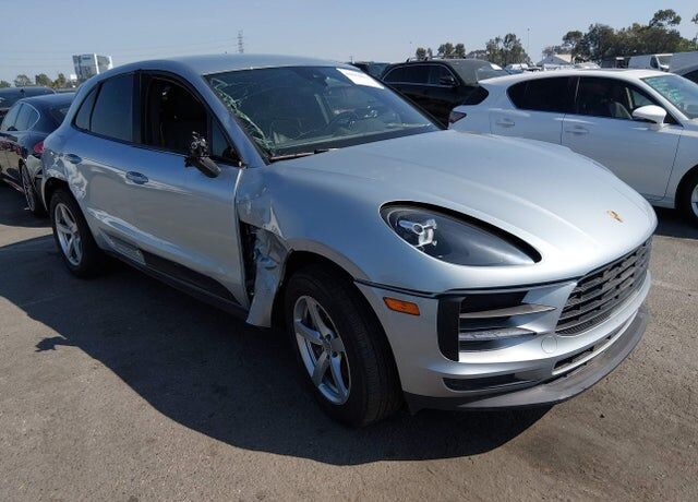 2021 PORSCHE Macan