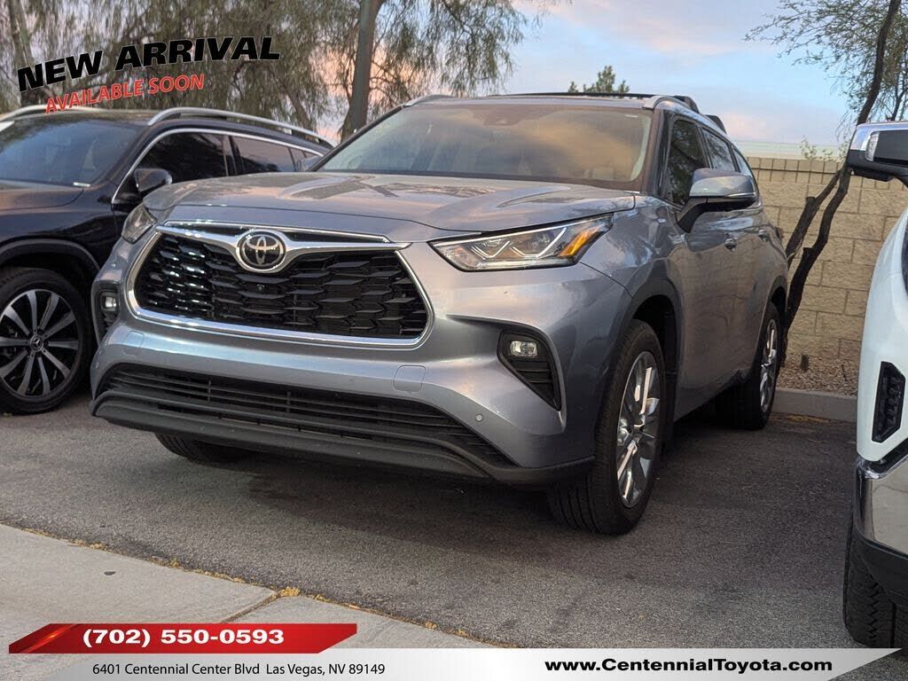 2024 TOYOTA Highlander