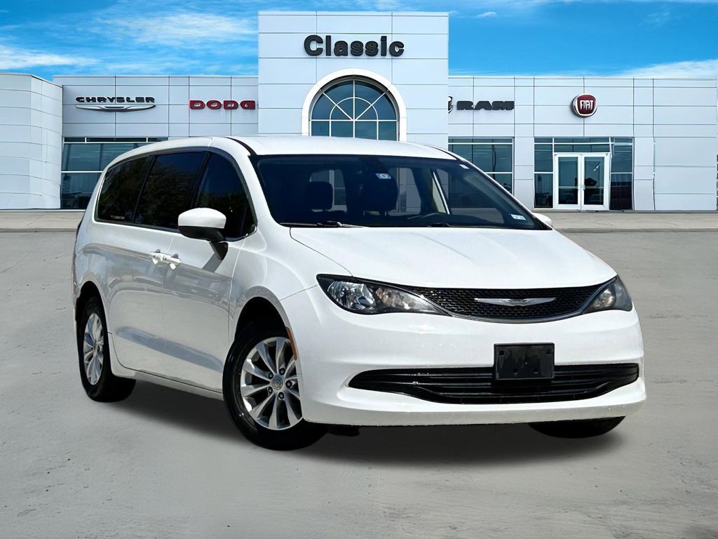 2017 CHRYSLER Pacifica