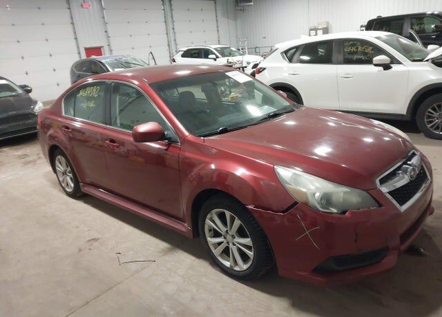 2013 SUBARU Legacy