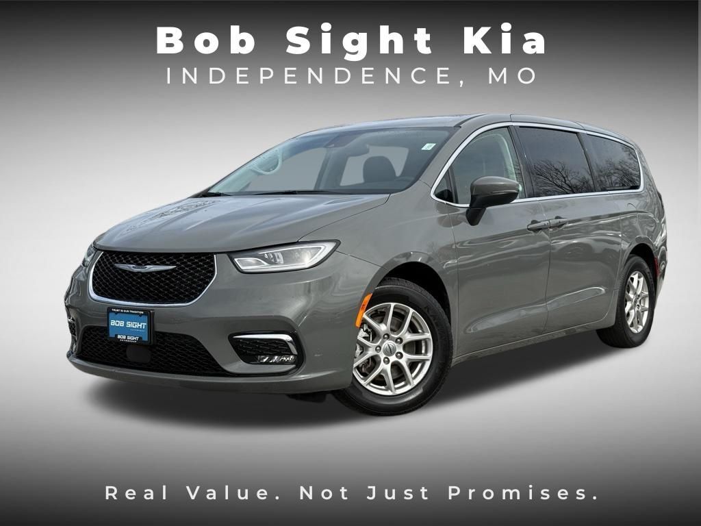 2023 CHRYSLER Pacifica