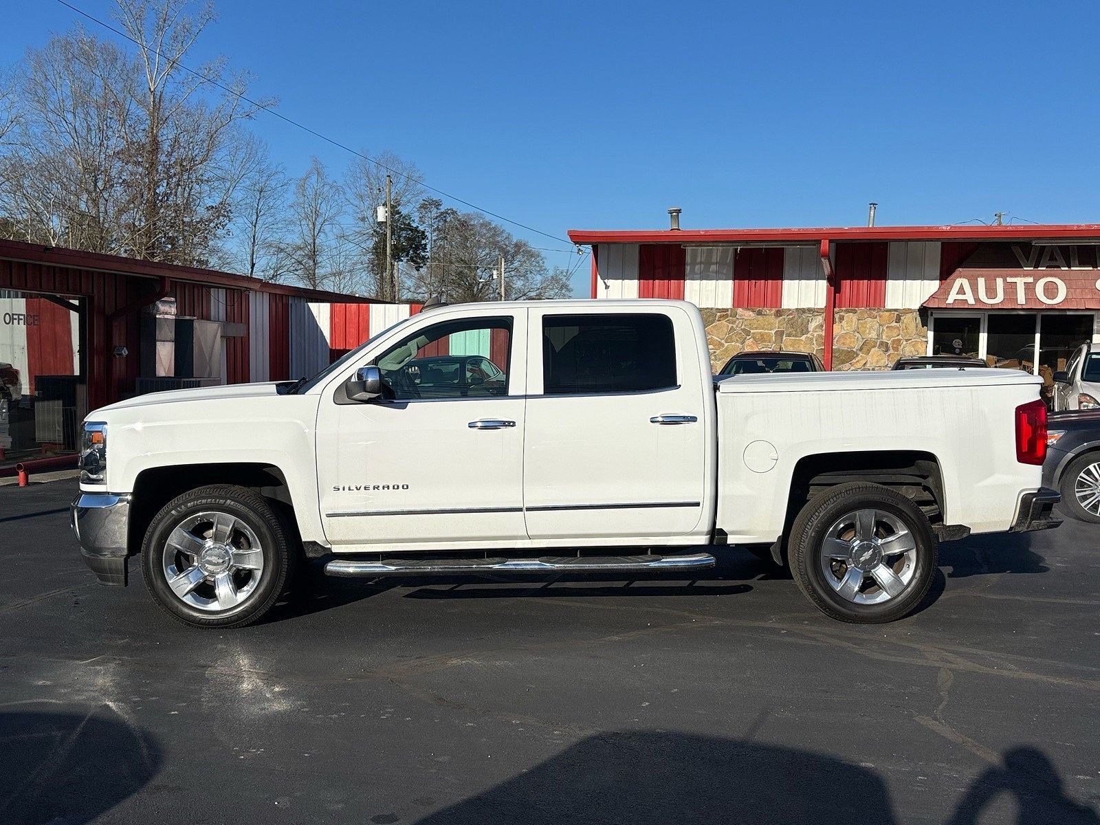 2018 CHEVROLET Silverado