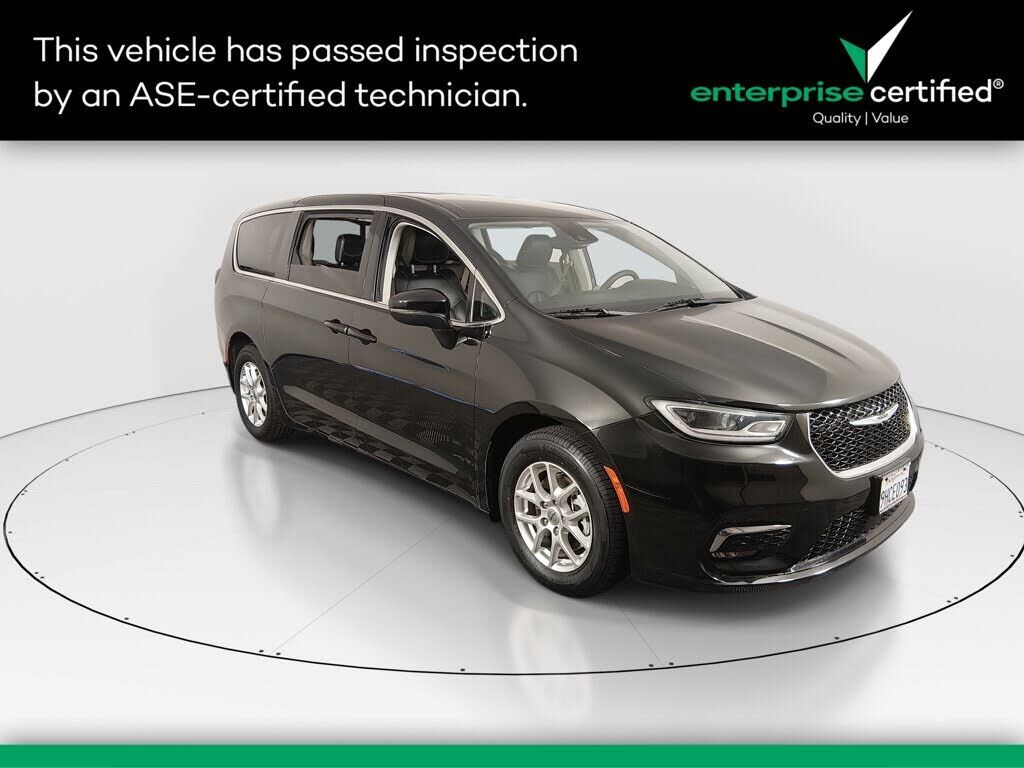 2023 CHRYSLER Pacifica
