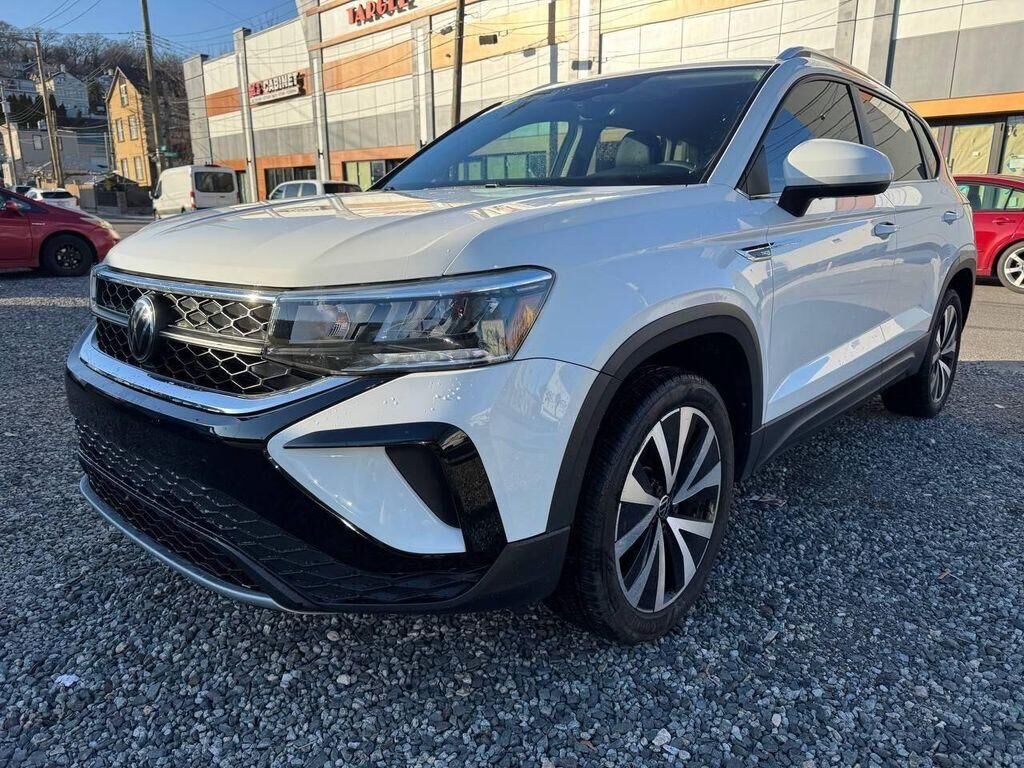2023 VOLKSWAGEN Taos