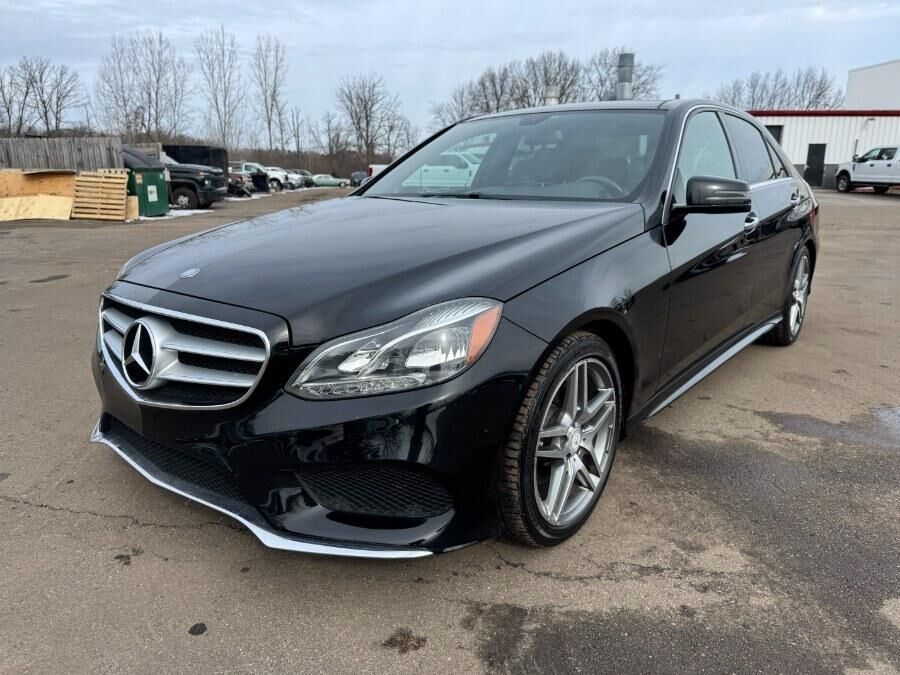 2014 MERCEDES-BENZ E-Class