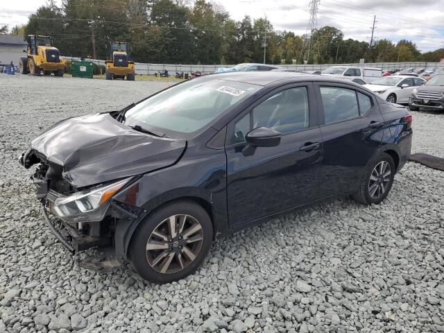 2021 NISSAN Versa