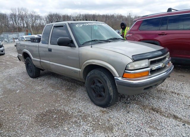 2000 CHEVROLET S-10 Pickup