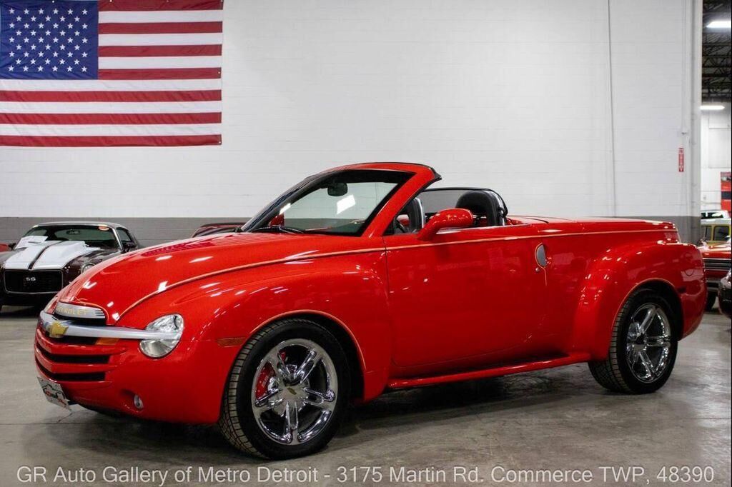 2004 CHEVROLET SSR