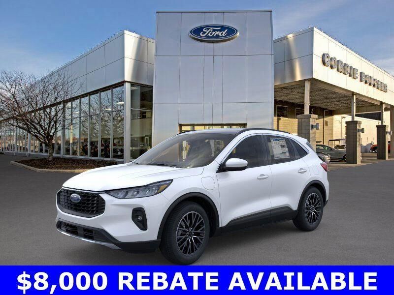 2025 FORD Escape