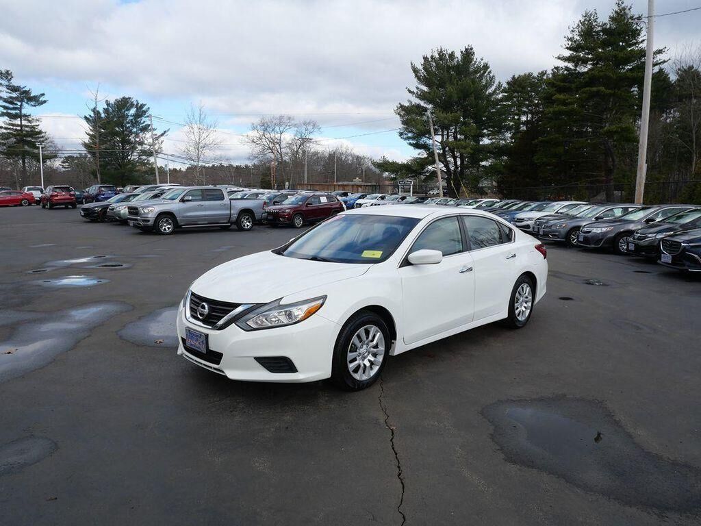 2017 NISSAN Altima