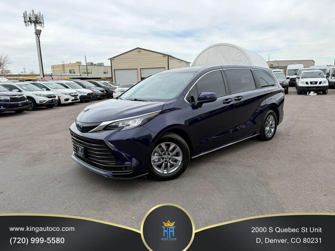 2022 TOYOTA Sienna