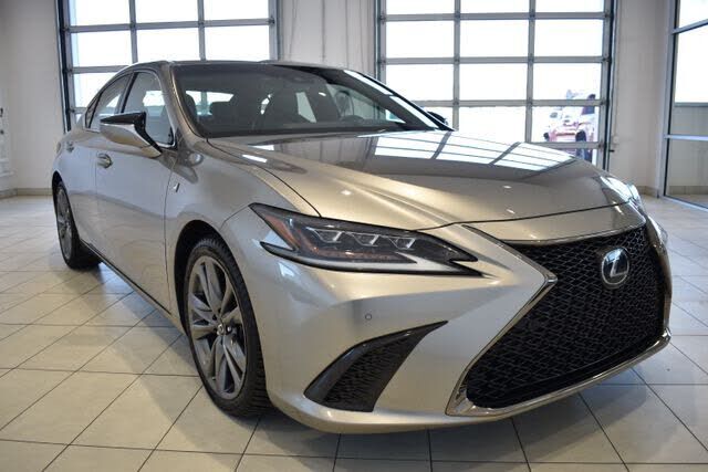 2019 LEXUS ES