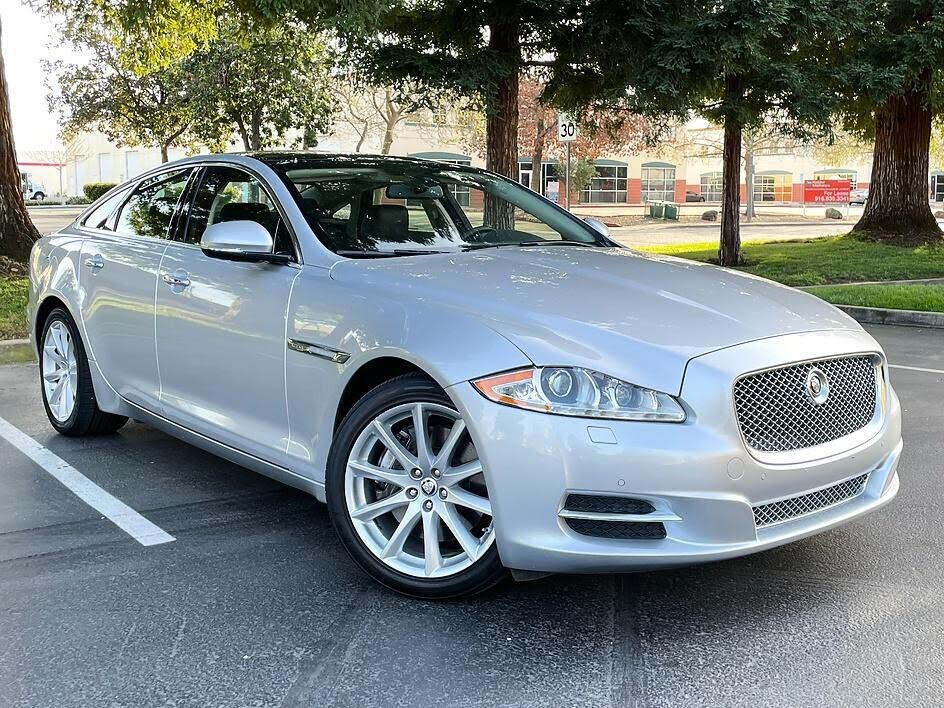 2013 JAGUAR XJ