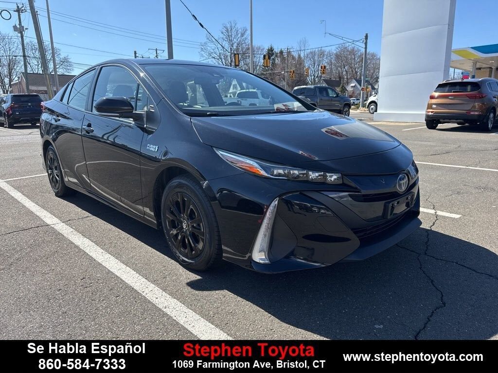 2021 TOYOTA Prius