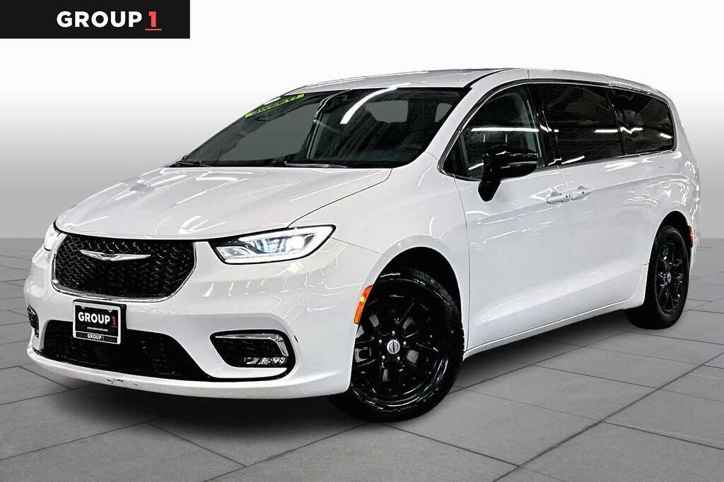 2024 CHRYSLER Pacifica