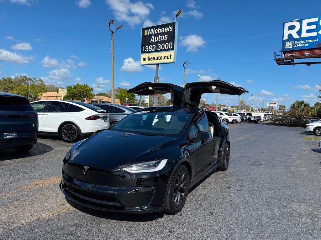 2023 TESLA Model X