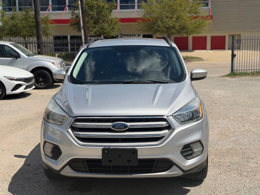 2018 FORD Escape