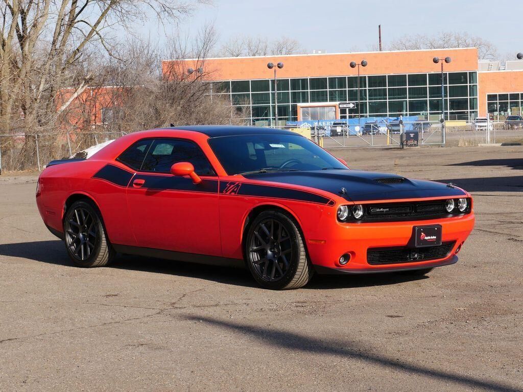 2018 DODGE Challenger