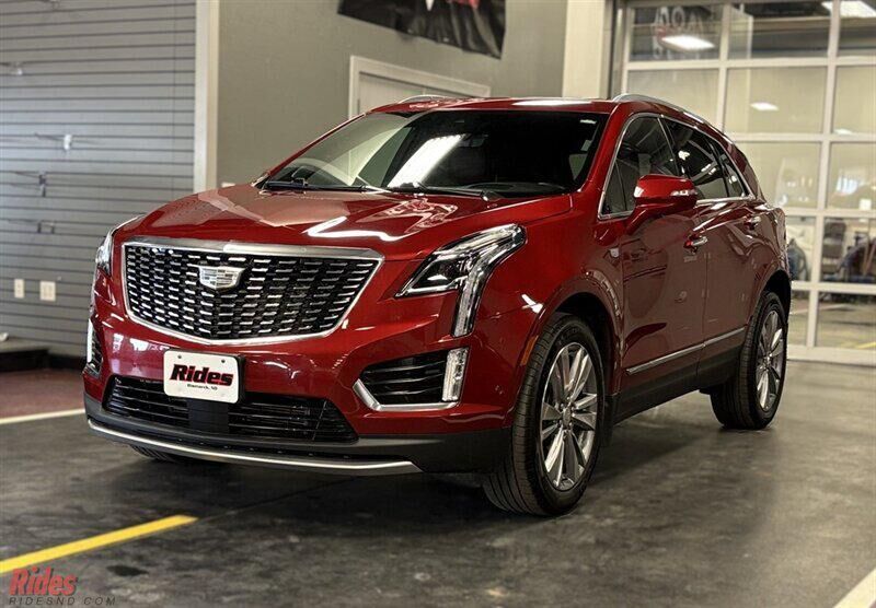 2023 CADILLAC XT5