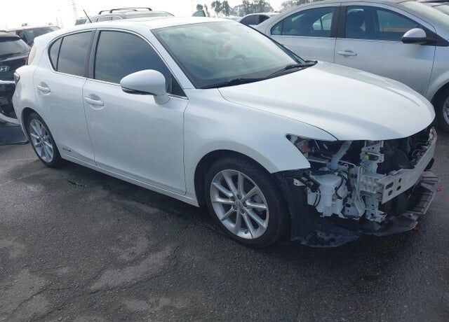 2013 LEXUS CT