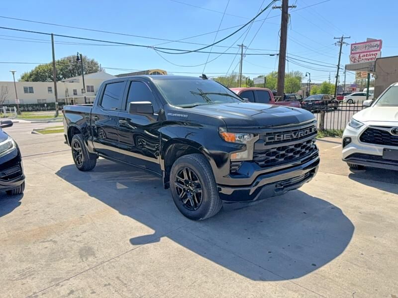 2024 CHEVROLET Silverado