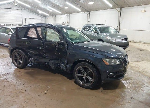 2012 AUDI Q5