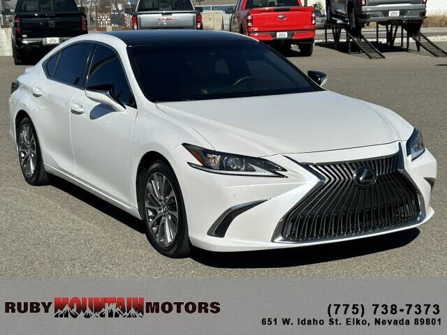 2021 LEXUS ES