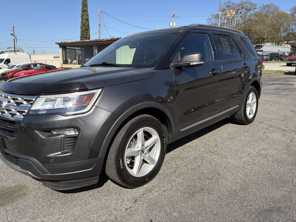 2019 FORD Explorer