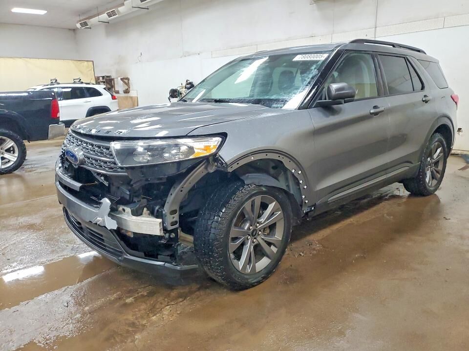 2021 FORD Explorer