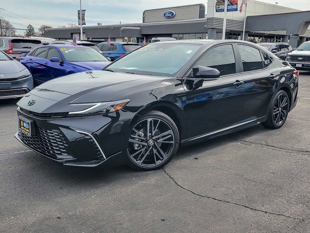 2025 TOYOTA Camry