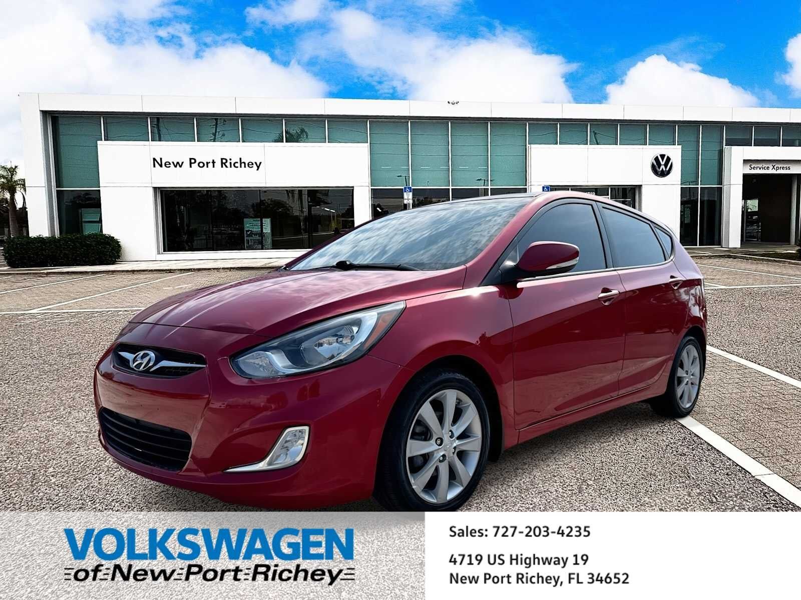 2013 HYUNDAI Accent