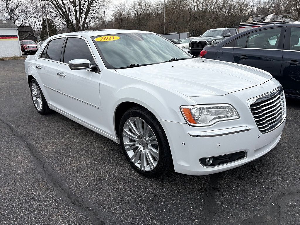 2011 CHRYSLER 300C
