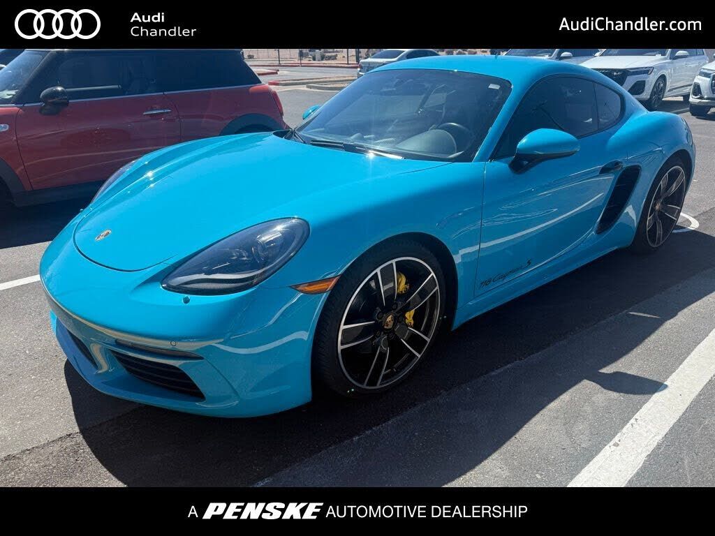 2017 PORSCHE Cayman