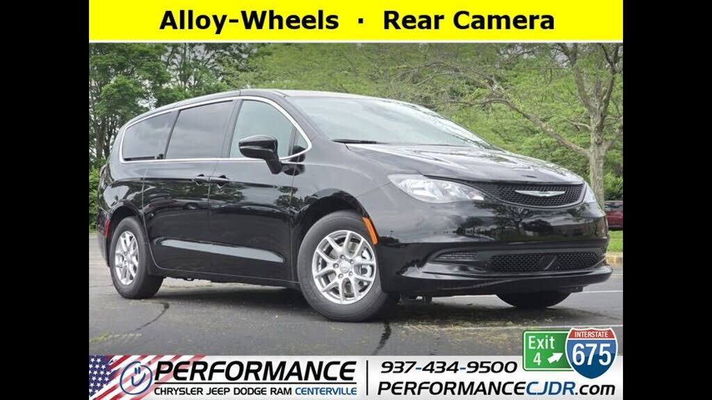 2025 CHRYSLER Voyager