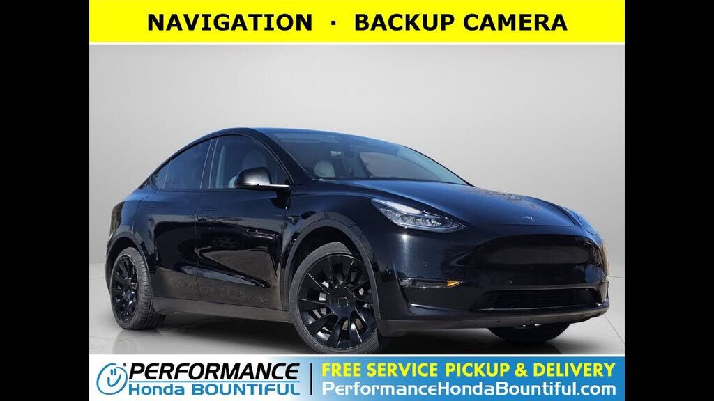 2022 TESLA Model Y