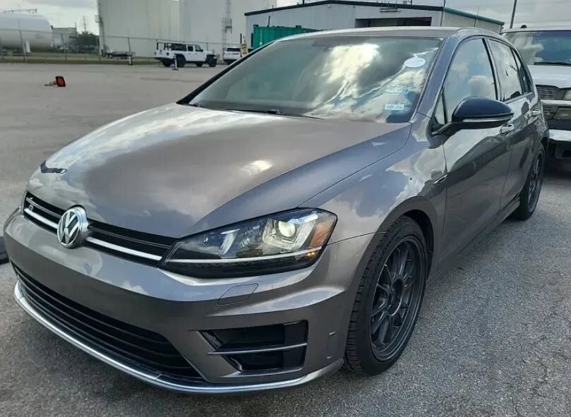 2016 VOLKSWAGEN Golf R