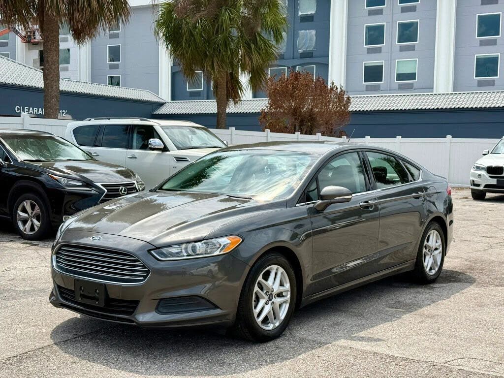 2016 FORD Fusion