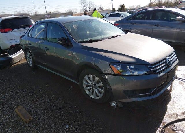 2015 VOLKSWAGEN Passat