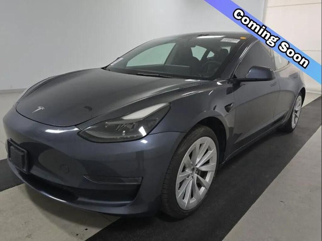 2022 TESLA Model 3