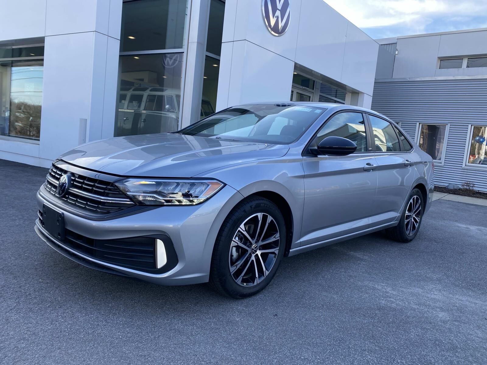 2023 VOLKSWAGEN Jetta