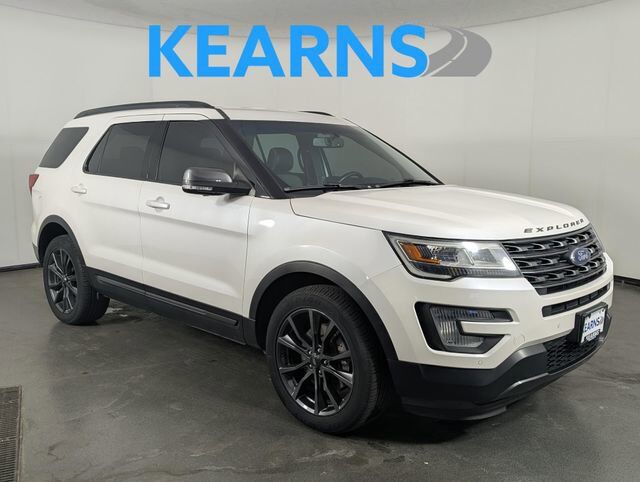 2017 FORD Explorer
